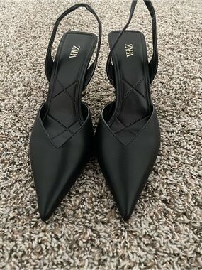 ZARA Black Pointed Slingback Heels